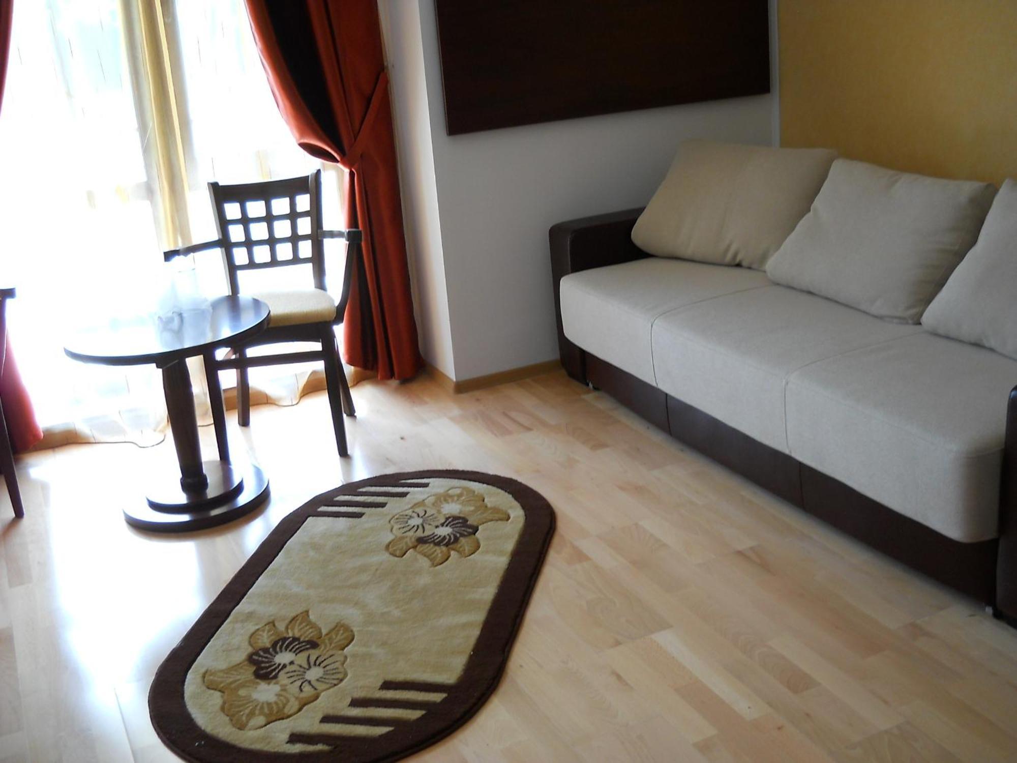 Hotel Valea Cu Pesti Capatineni-Ungureni ภายนอก รูปภาพ