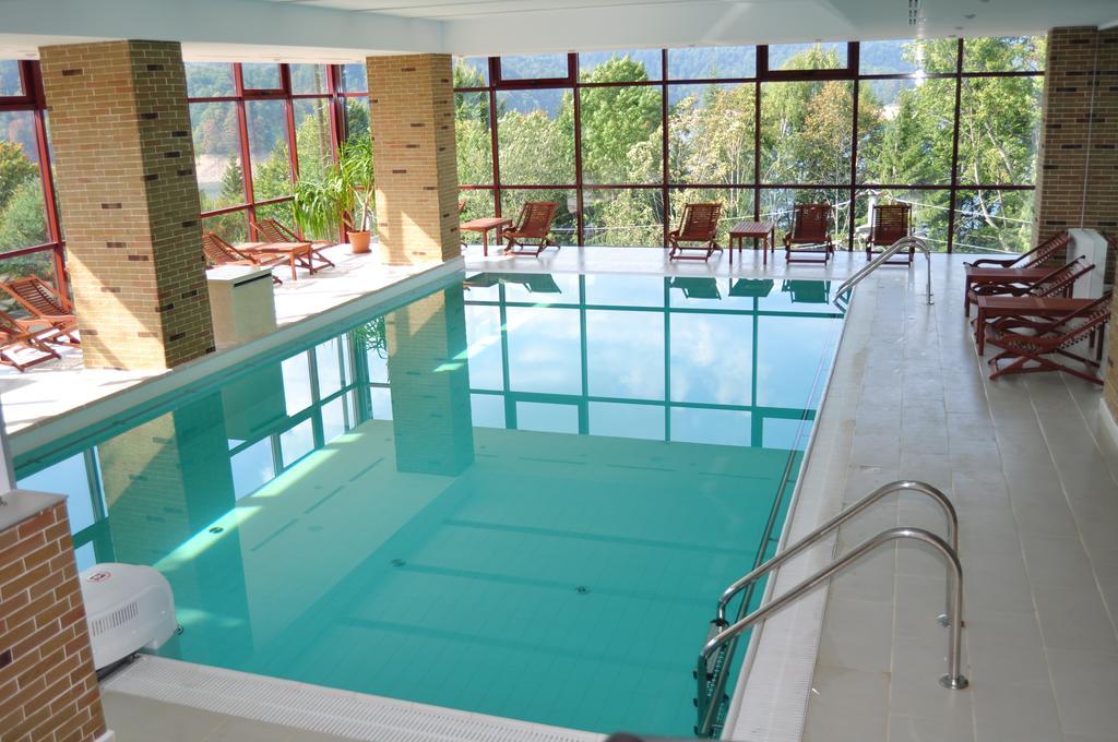 Hotel Valea Cu Pesti Capatineni-Ungureni ภายนอก รูปภาพ