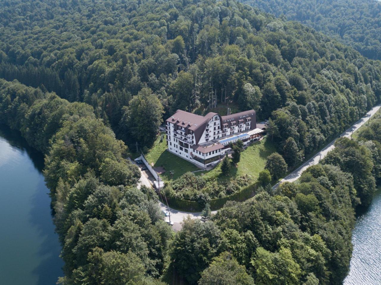 Hotel Valea Cu Pesti Capatineni-Ungureni ภายนอก รูปภาพ